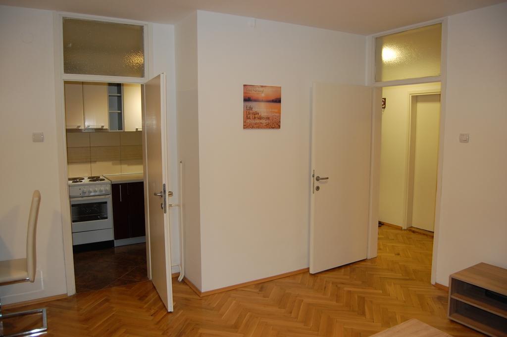 Niko-Max Apartment Üsküp Dış mekan fotoğraf